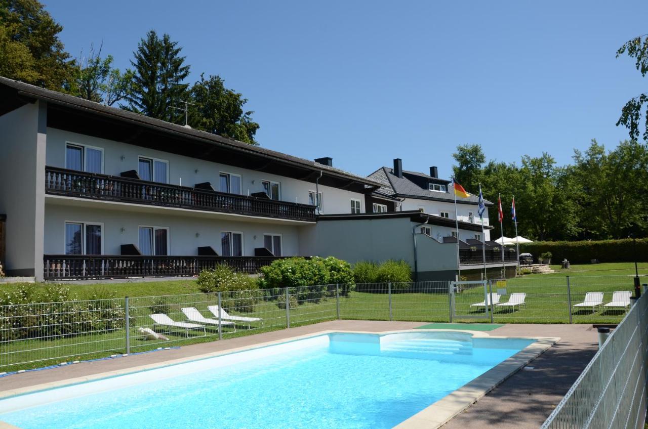 Pension Hoogerland Velden am Woerthersee Exterior photo